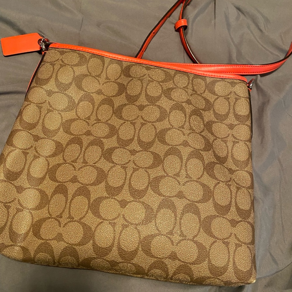 Coach Purse - Picture 4 of 4